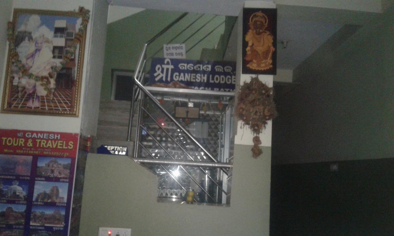 Ganesh Lodge Puri Exterior photo