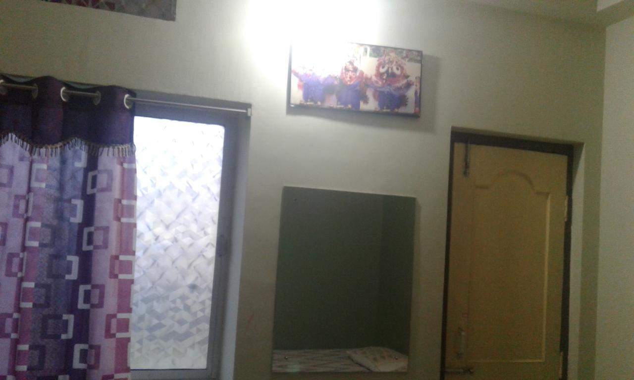 Ganesh Lodge Puri Exterior photo